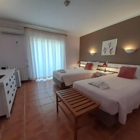 Guest house Aurora Sol Praia Da Luz